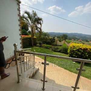 27294807_ODEwLTEwODAtNDZmNTQ0ZDMxNQ 1